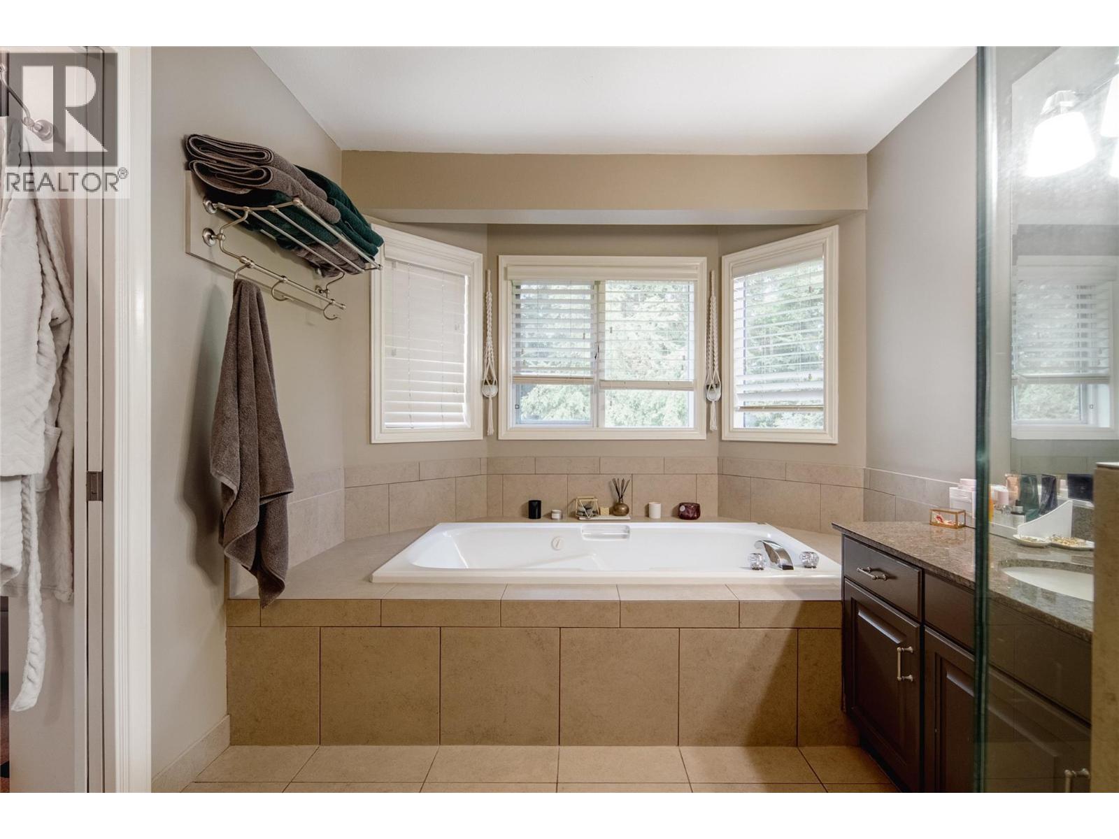 463 Cascia Drive, Kelowna, British Columbia  V1W 3C7 - Photo 22 - 10382220