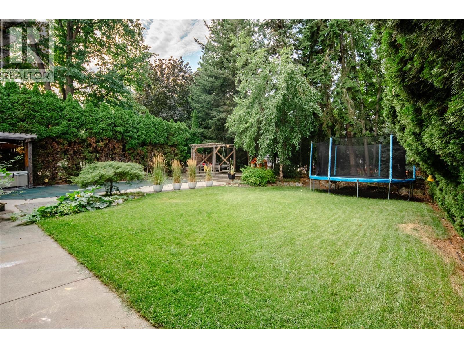 463 Cascia Drive, Kelowna, British Columbia  V1W 3C7 - Photo 28 - 10382220
