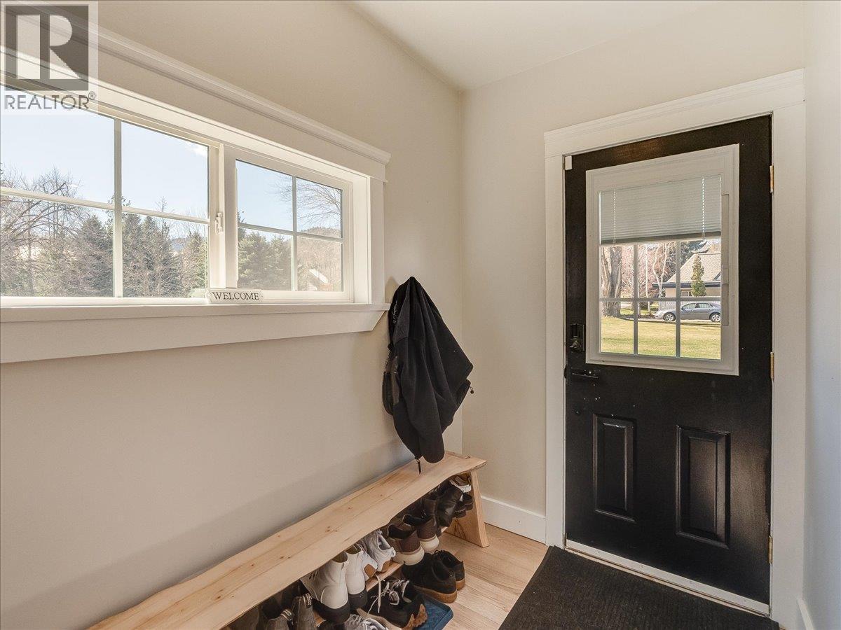 300 Kootenay Avenue, Trail, British Columbia  V1R 1H5 - Photo 10 - 10382416