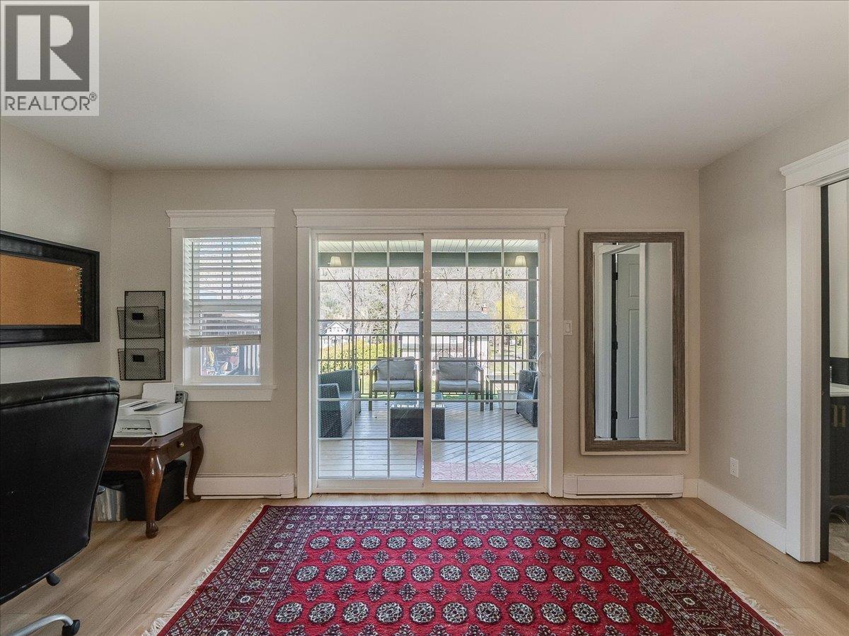 300 Kootenay Avenue, Trail, British Columbia  V1R 1H5 - Photo 14 - 10382416