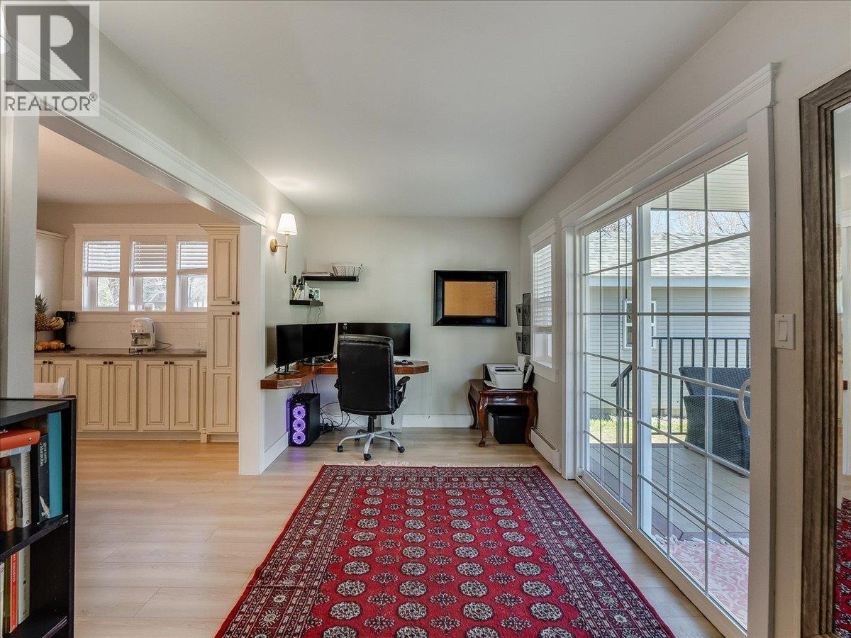 300 Kootenay Avenue, Trail, British Columbia  V1R 1H5 - Photo 15 - 10382416