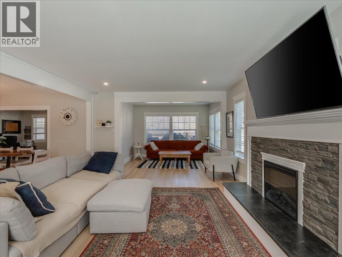 300 Kootenay Avenue, Trail, British Columbia  V1R 1H5 - Photo 18 - 10382416