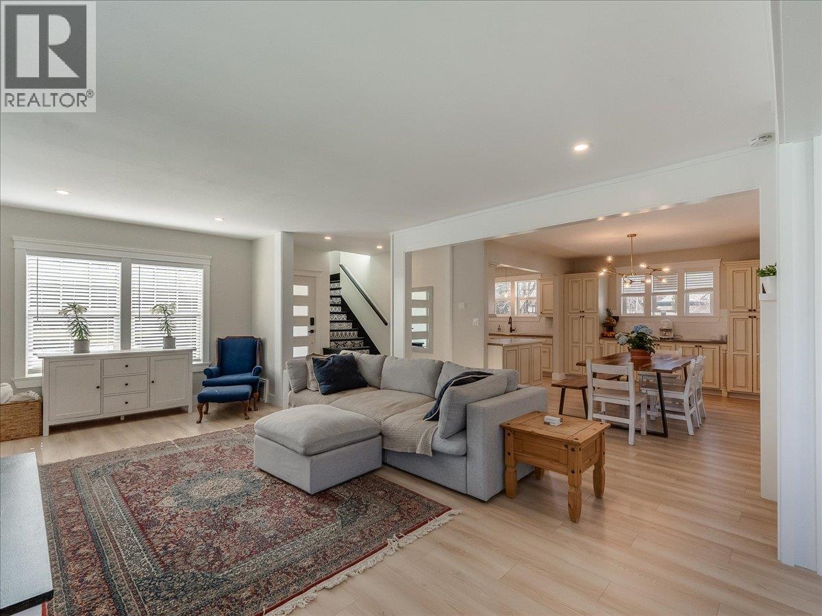 300 Kootenay Avenue, Trail, British Columbia  V1R 1H5 - Photo 21 - 10382416