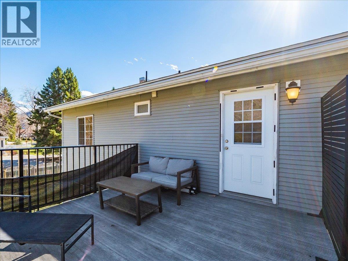 300 Kootenay Avenue, Trail, British Columbia  V1R 1H5 - Photo 28 - 10382416