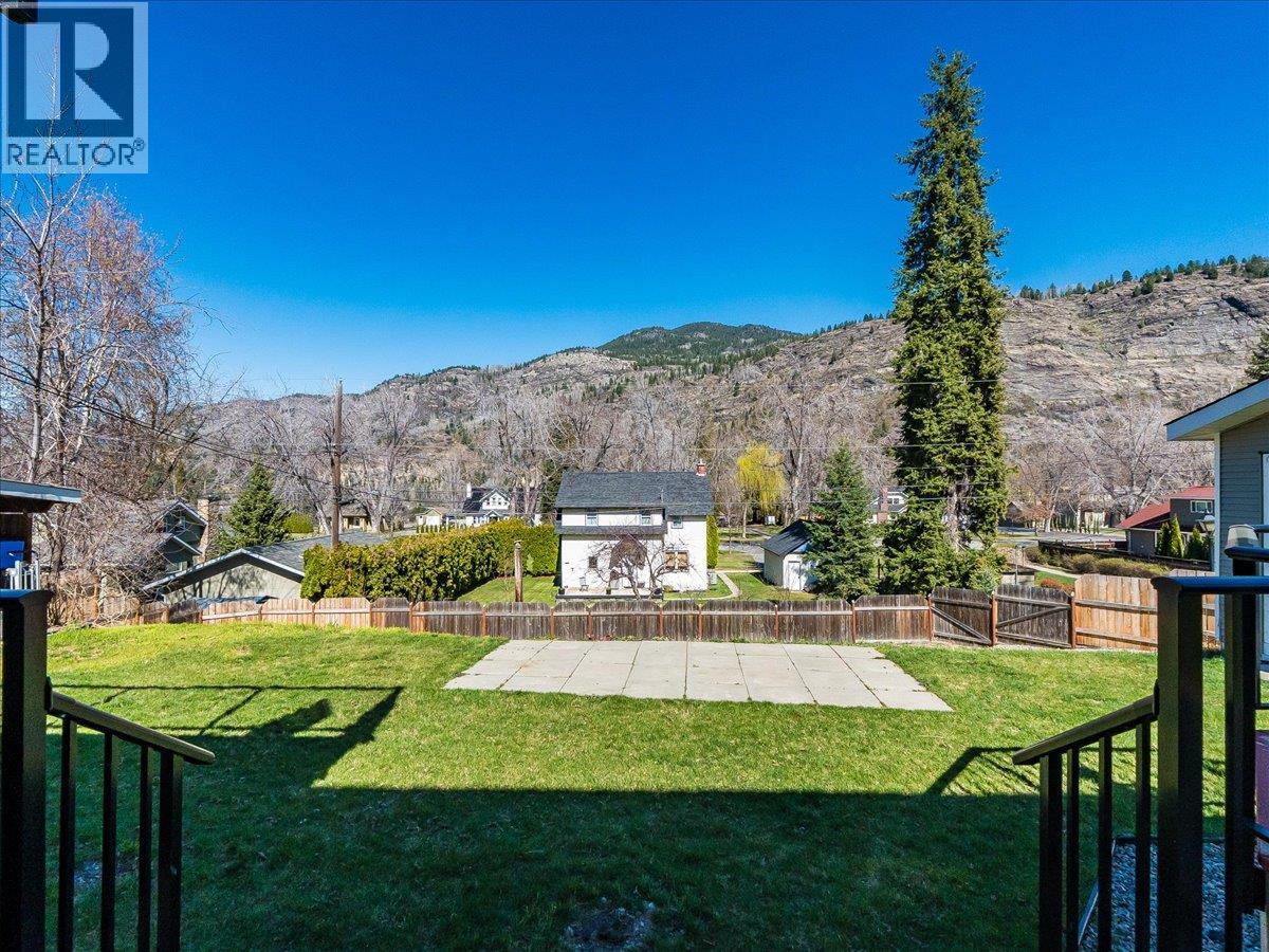 300 Kootenay Avenue, Trail, British Columbia  V1R 1H5 - Photo 51 - 10382416