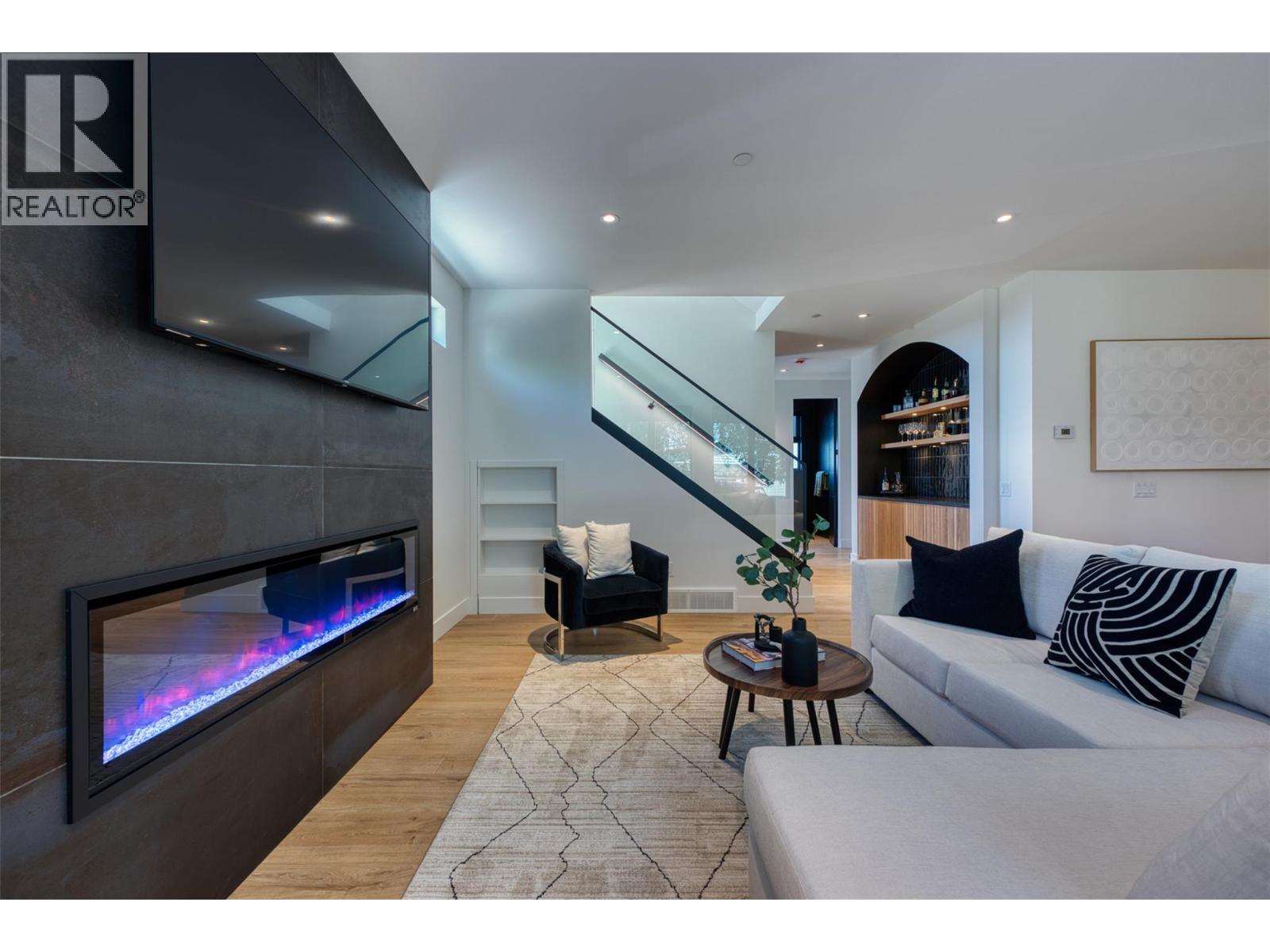 3010 Holland Road Unit# 3, Kelowna, British Columbia  V1W 3P8 - Photo 6 - 10382401