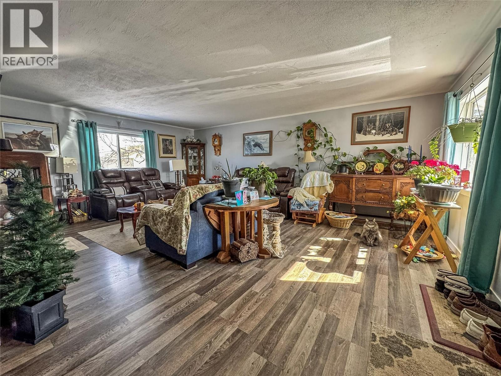 4900 50 Avenue, Pouce Coupe, British Columbia  V0C 2C0 - Photo 2 - 10382763