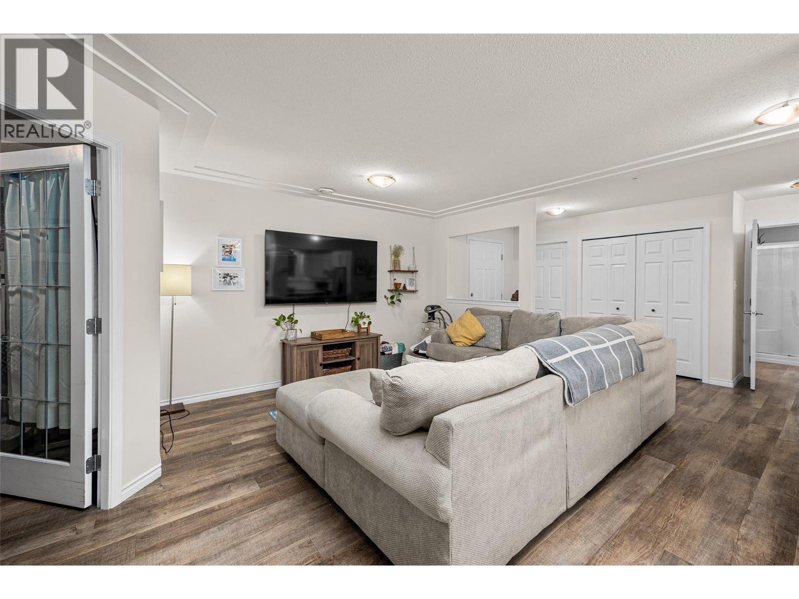 1966 Durnin Road Unit# 104, Kelowna, British Columbia  V1X 7Z2 - Photo 11 - 10382664