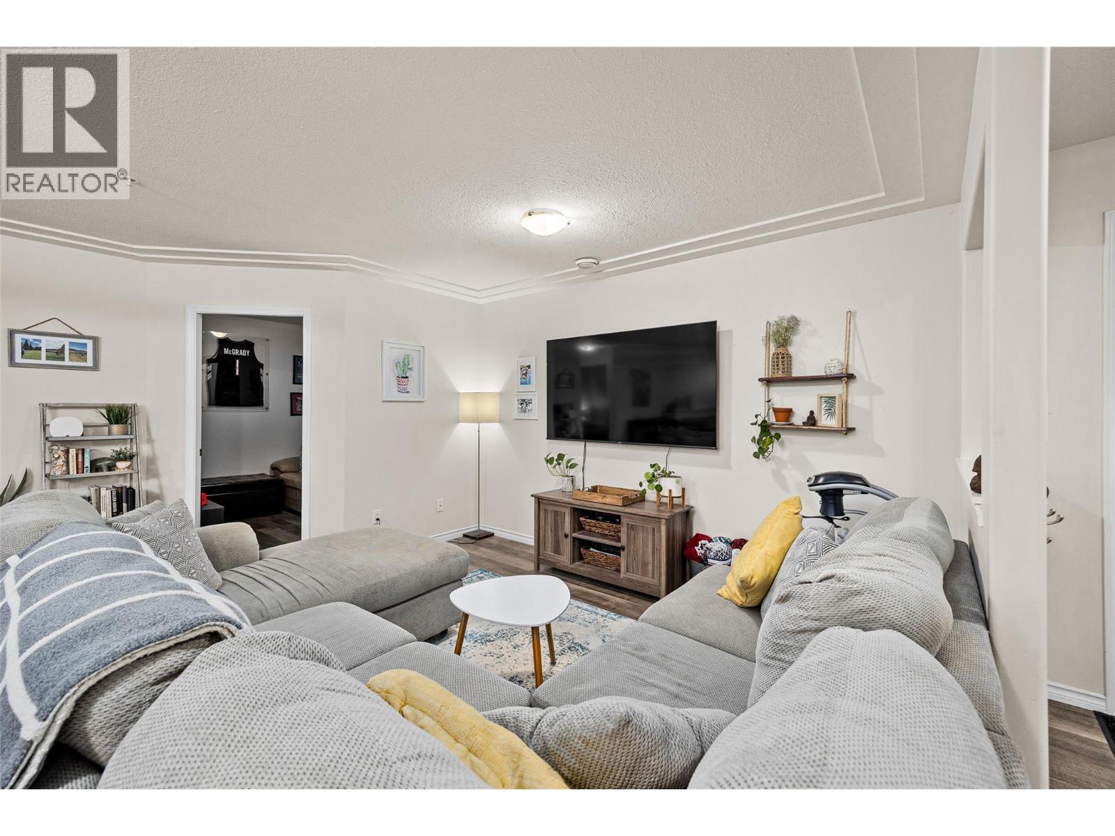 1966 Durnin Road Unit# 104, Kelowna, British Columbia  V1X 7Z2 - Photo 12 - 10382664