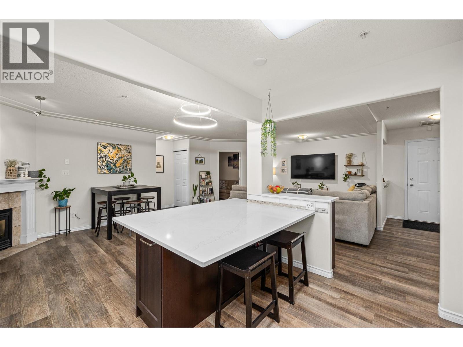 1966 Durnin Road Unit# 104, Kelowna, British Columbia  V1X 7Z2 - Photo 16 - 10382664