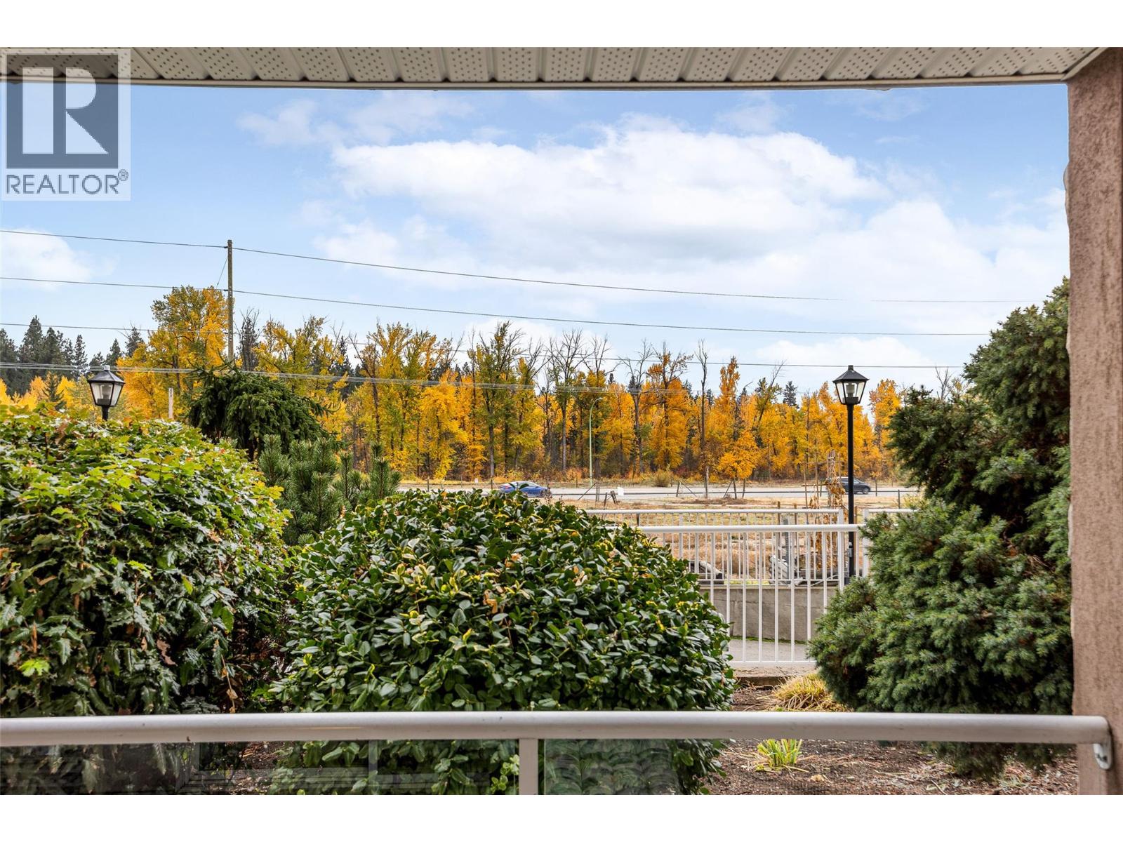 1966 Durnin Road Unit# 104, Kelowna, British Columbia  V1X 7Z2 - Photo 23 - 10382664
