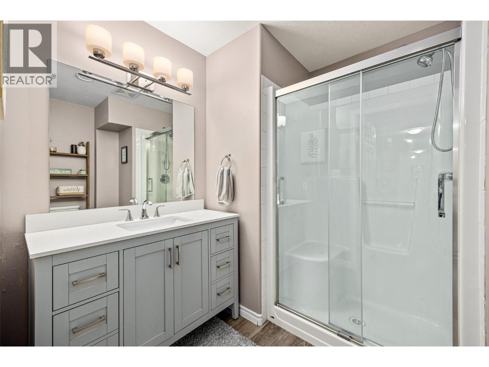 1966 Durnin Road Unit# 104, Kelowna, British Columbia  V1X 7Z2 - Photo 32 - 10382664