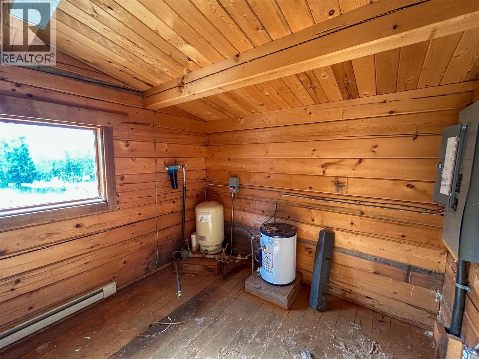 362 Meadow Creek Road, Meadow Creek, British Columbia  V0G 1N0 - Photo 18 - 10382571