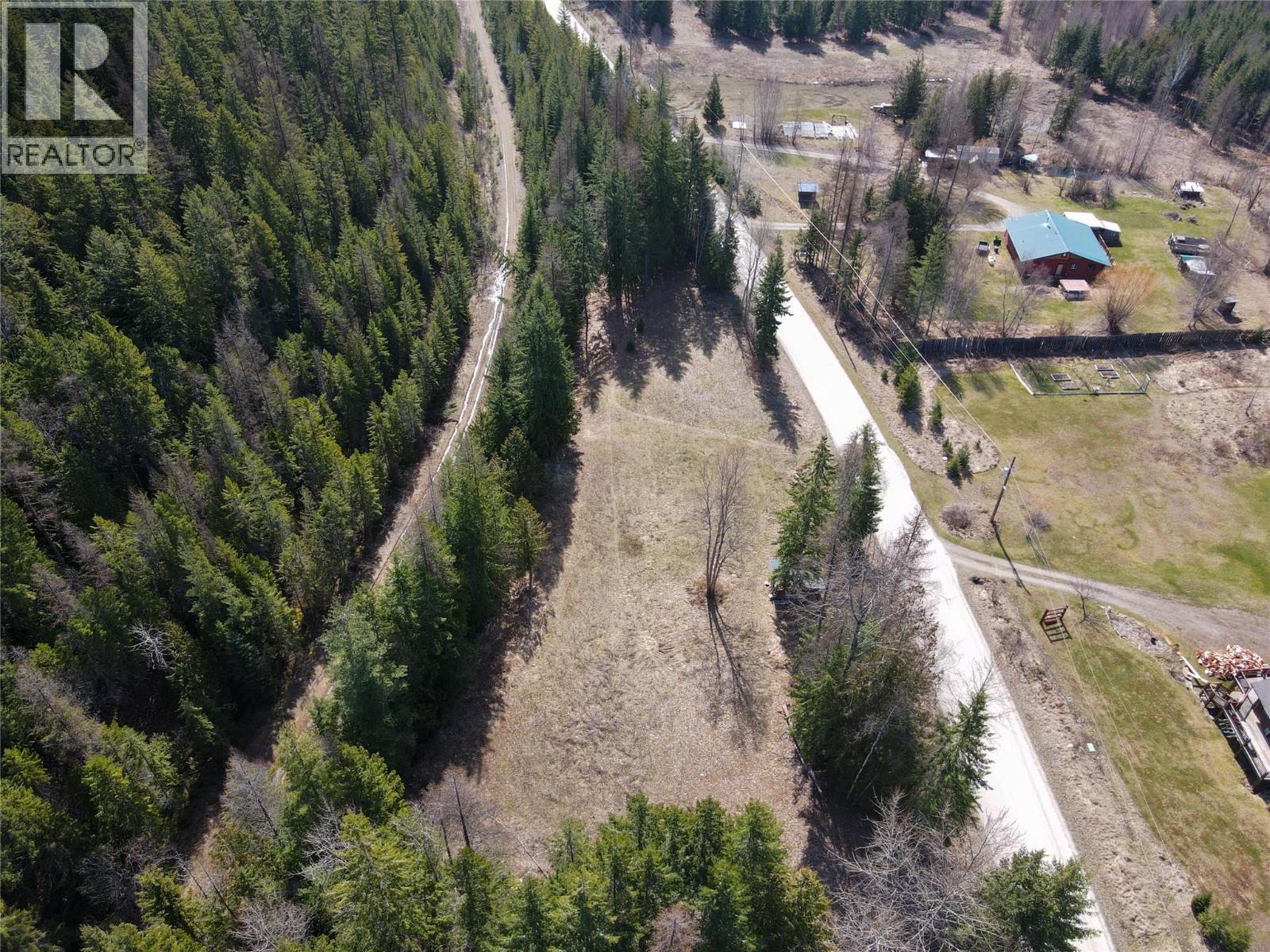 362 Meadow Creek Road, Meadow Creek, British Columbia  V0G 1N0 - Photo 6 - 10382571