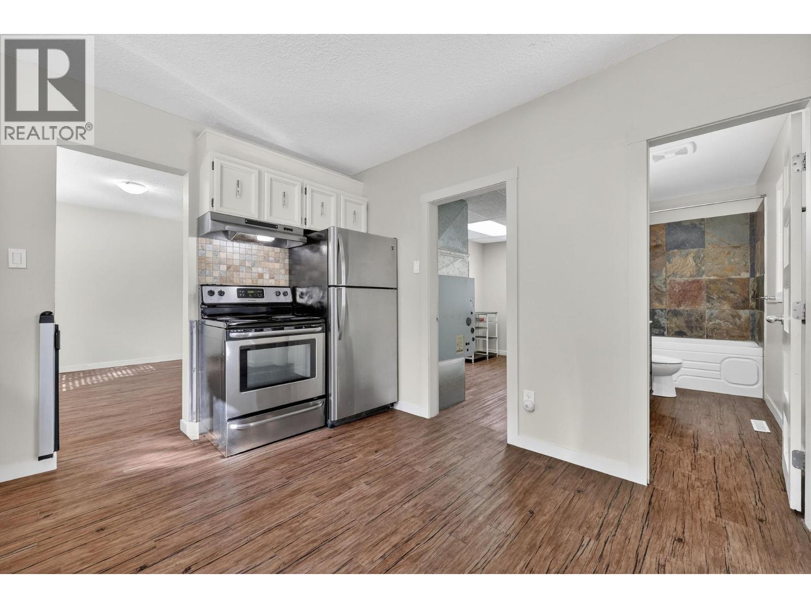 991 Coronation Avenue, Kelowna, British Columbia  V1Y 7A6 - Photo 24 - 10382209