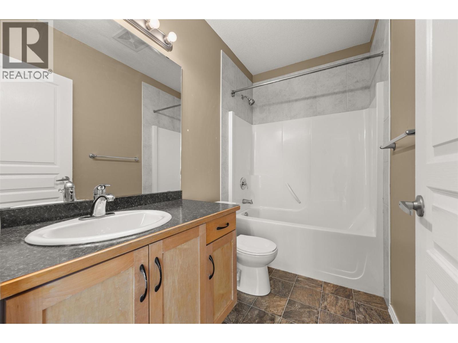 1327 St.paul Street Unit# 111, Kelowna, British Columbia  V1Y 2E2 - Photo 7 - 10381868