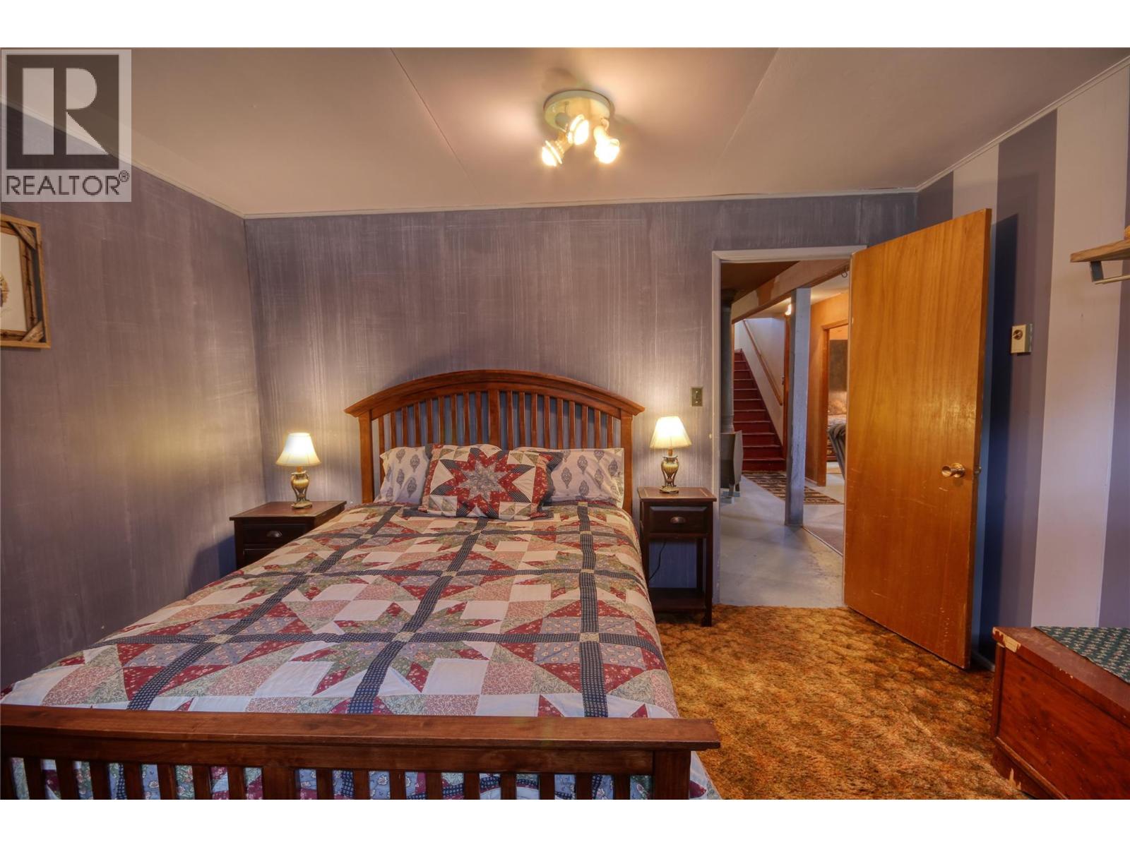 4771 Burns Avenue, Canal Flats, British Columbia  V0B 1B0 - Photo 10 - 10381653