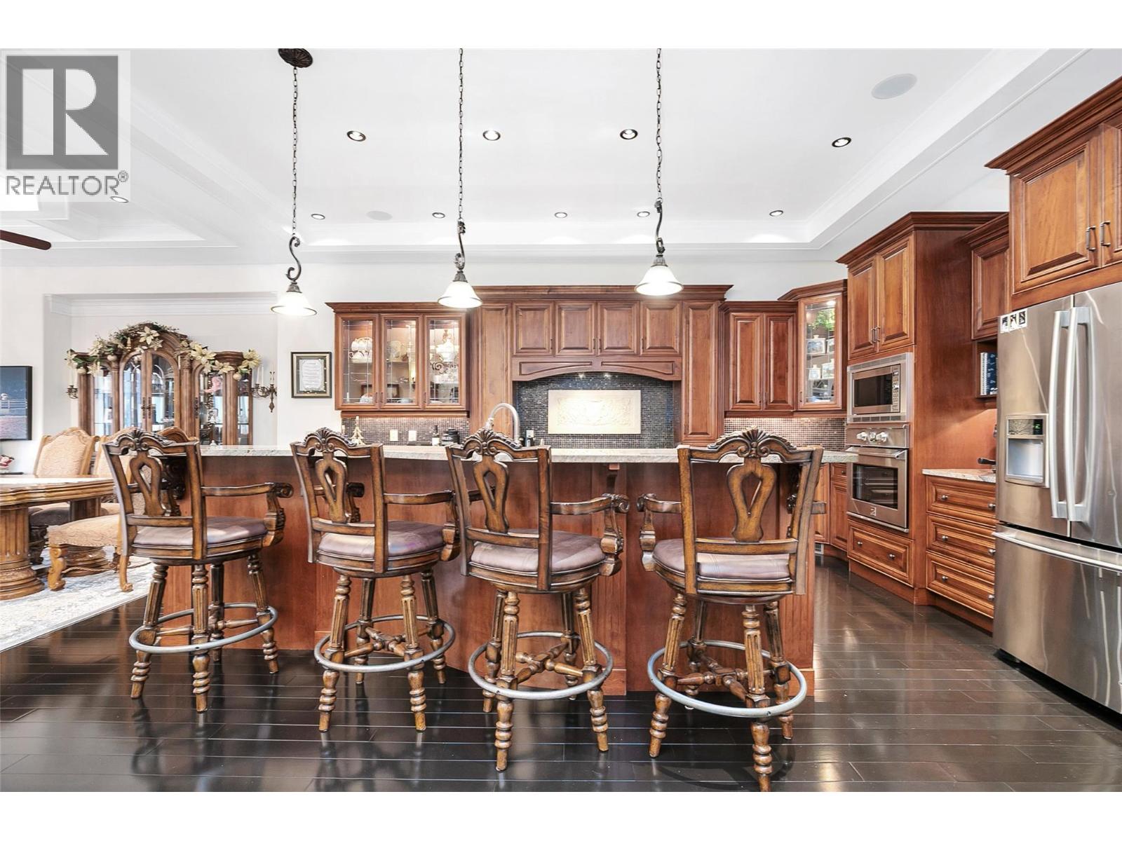 1981 Capistrano Drive, Kelowna, British Columbia  V1V 2N1 - Photo 7 - 10382686