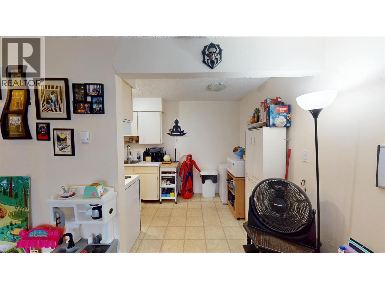 2117 2nd Street N Unit# 207, Cranbrook, British Columbia  V1C 3L4 - Photo 7 - 10382684