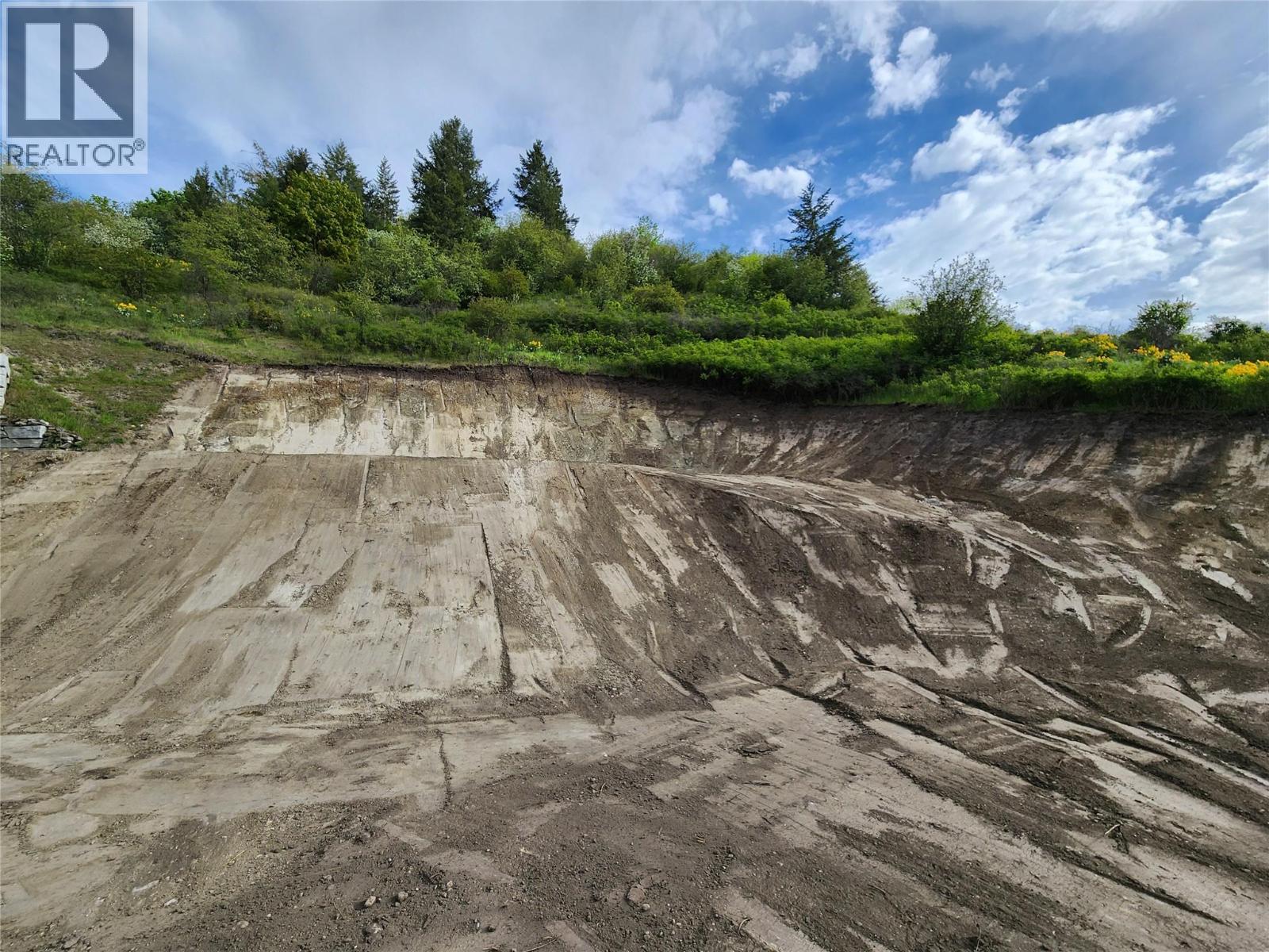 8164 Okanagan Landing Road, Vernon, British Columbia  V1H 1J4 - Photo 4 - 10382633