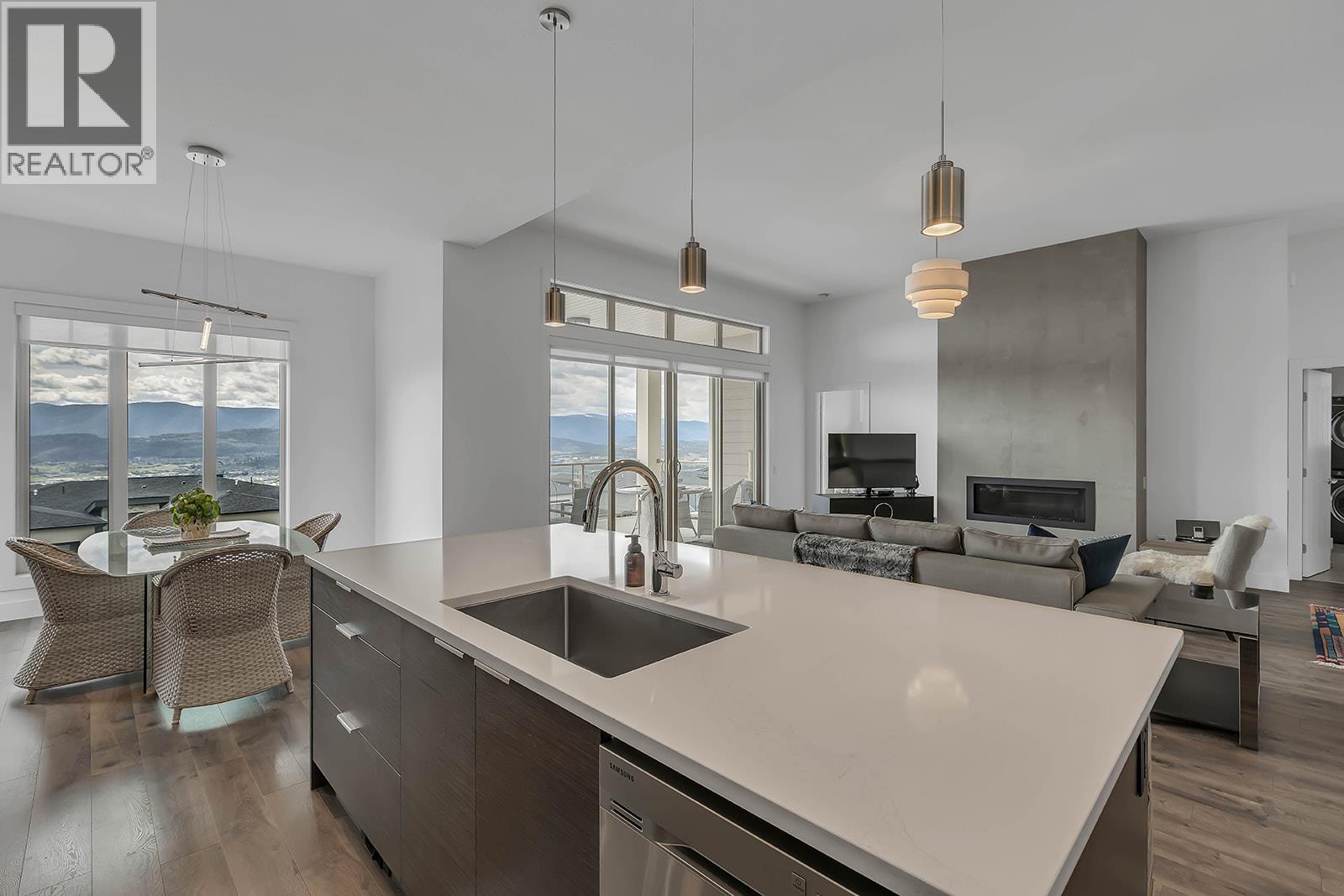 1796 Tower Ranch Boulevard, Kelowna, British Columbia  V1P 1B5 - Photo 11 - 10381315