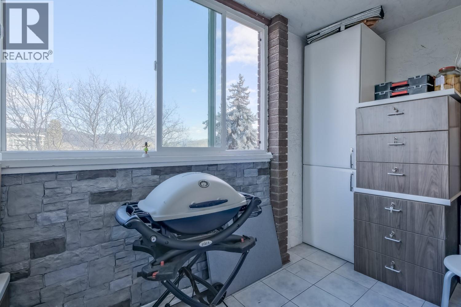 1915 Pacific Court Unit# 401, Kelowna, British Columbia  V1Y 8B3 - Photo 24 - 10382296