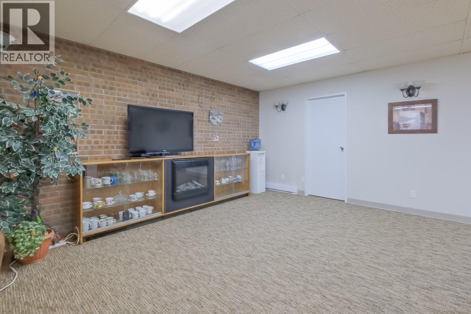 1915 Pacific Court Unit# 401, Kelowna, British Columbia  V1Y 8B3 - Photo 26 - 10382296