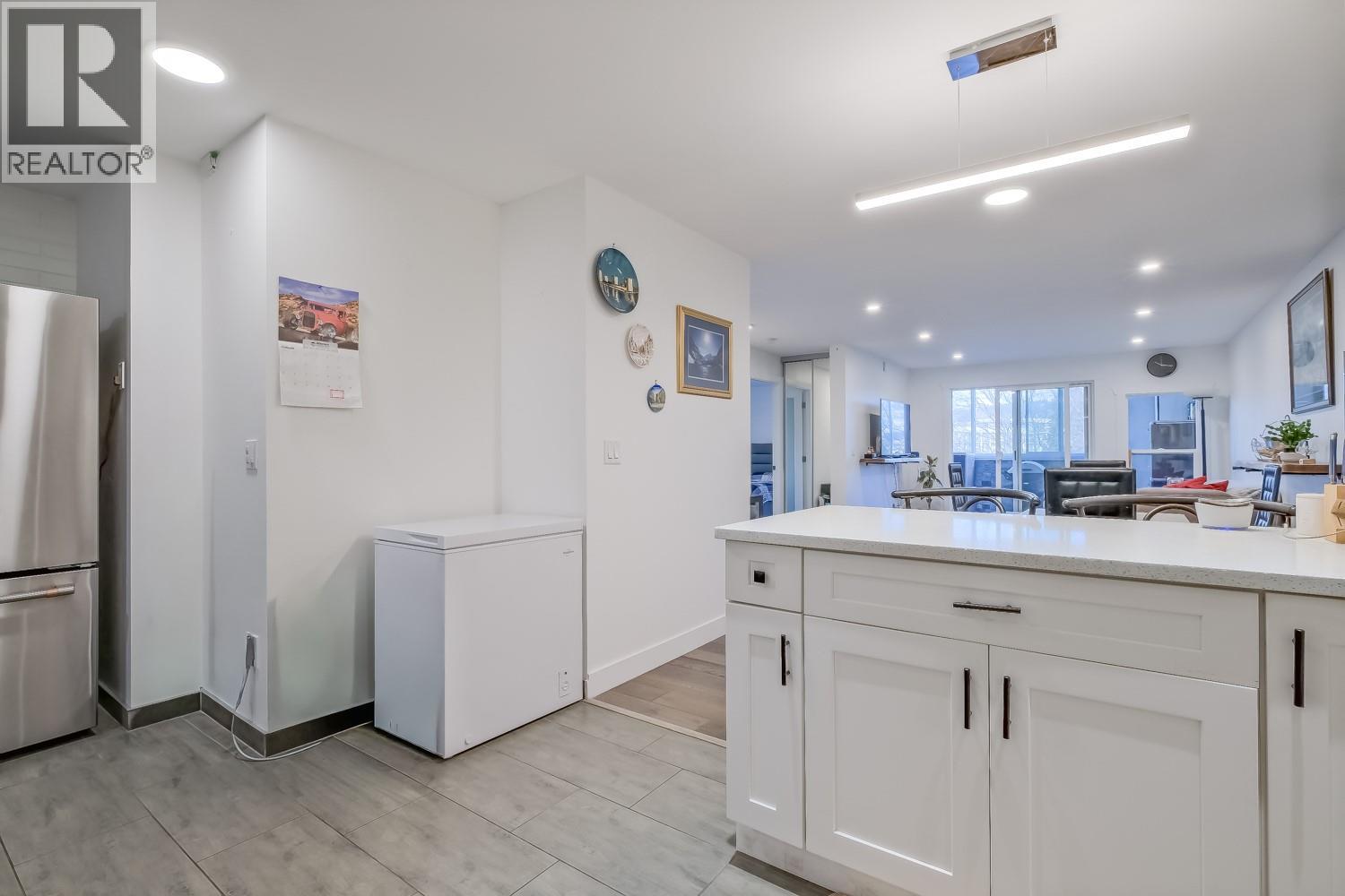 1915 Pacific Court Unit# 401, Kelowna, British Columbia  V1Y 8B3 - Photo 6 - 10382296