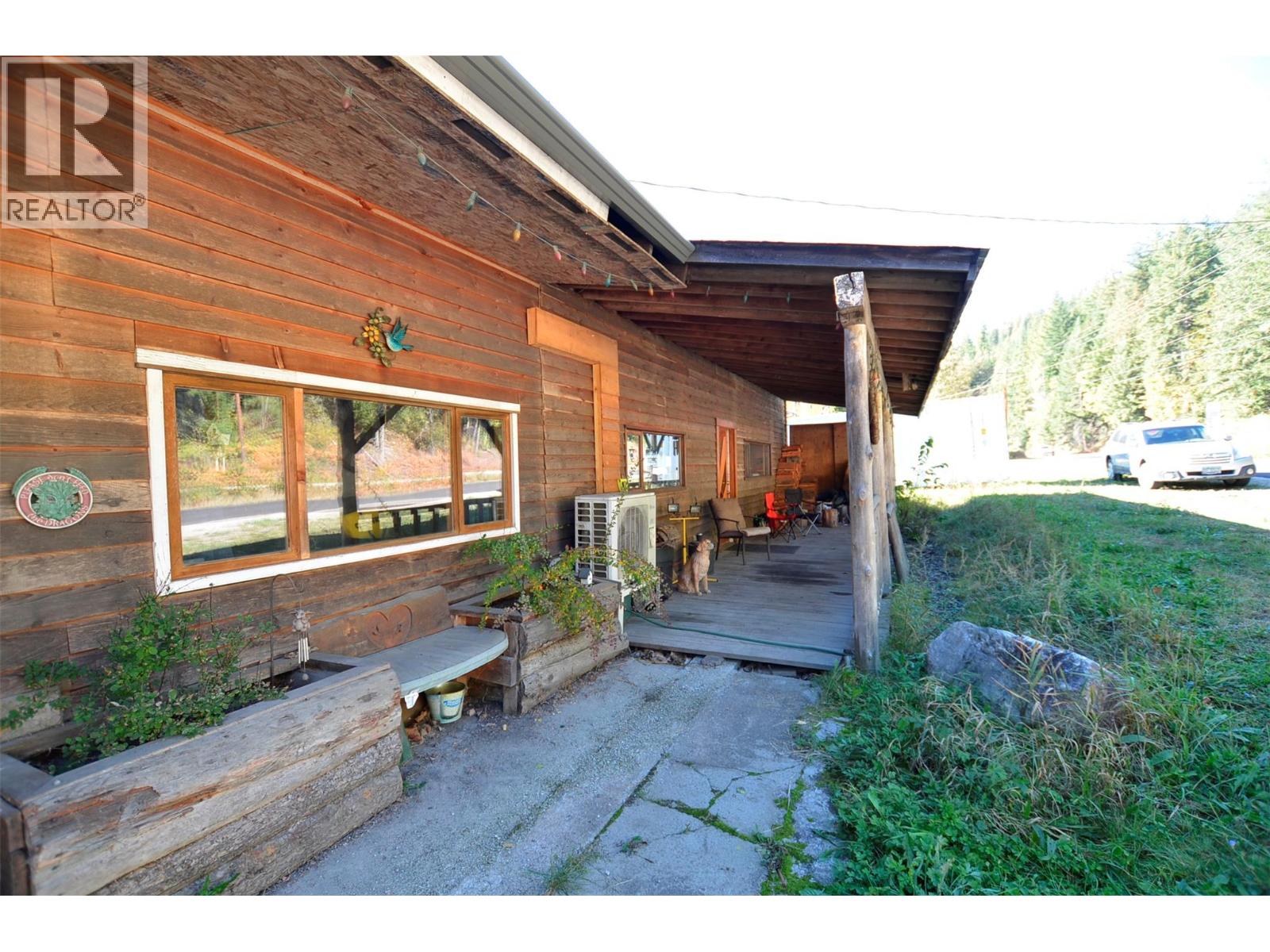 5916 Ferguson Frontage Road, Malakwa, British Columbia  V0E 2J0 - Photo 42 - 10382280