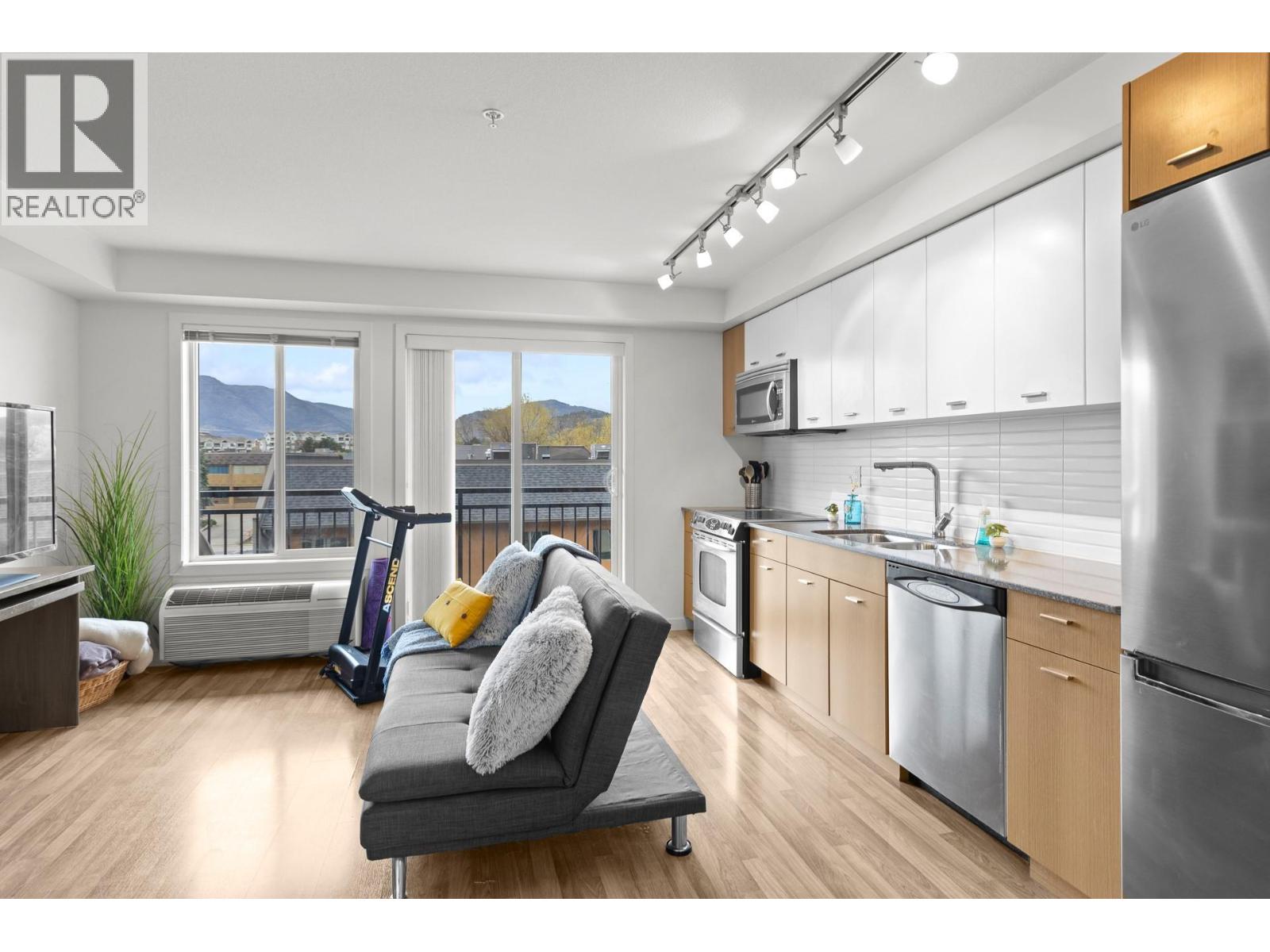 1550 Dickson Avenue Unit# 316, Kelowna, British Columbia  V1Y 9Y8 - Photo 1 - 10381560