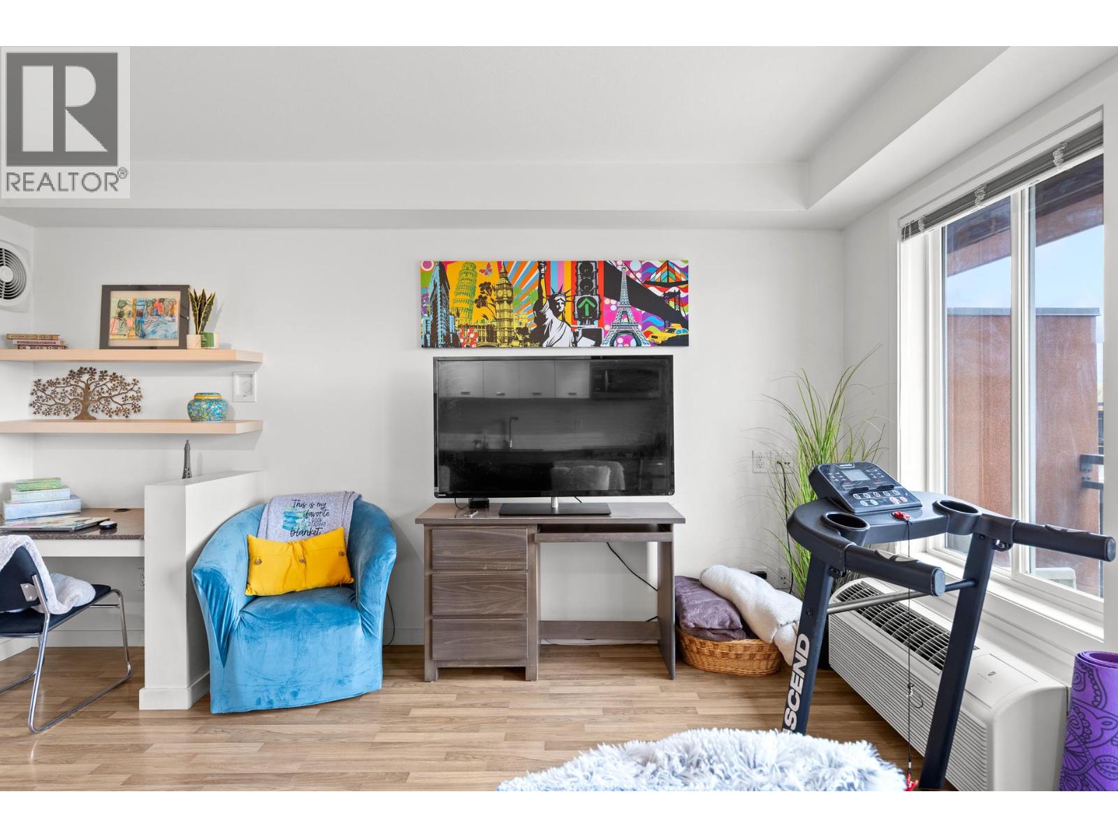 1550 Dickson Avenue Unit# 316, Kelowna, British Columbia  V1Y 9Y8 - Photo 3 - 10381560