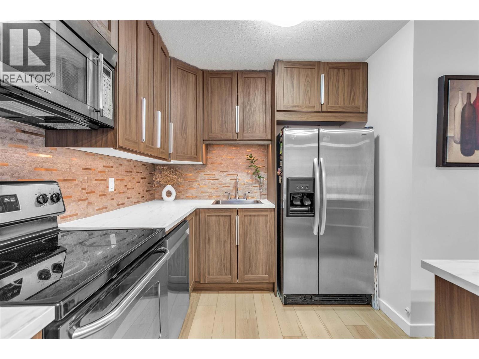 735 Cook Road Unit# 110a, Kelowna, British Columbia  V1W 3G6 - Photo 6 - 10382496