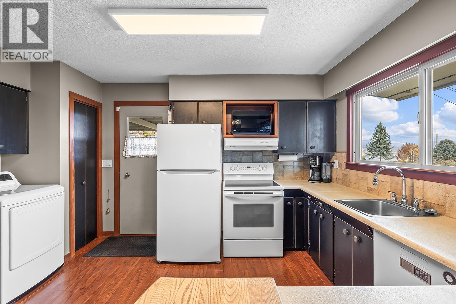 2906 Weatherhill Road, West Kelowna, British Columbia  V1Z 1P3 - Photo 14 - 10382471