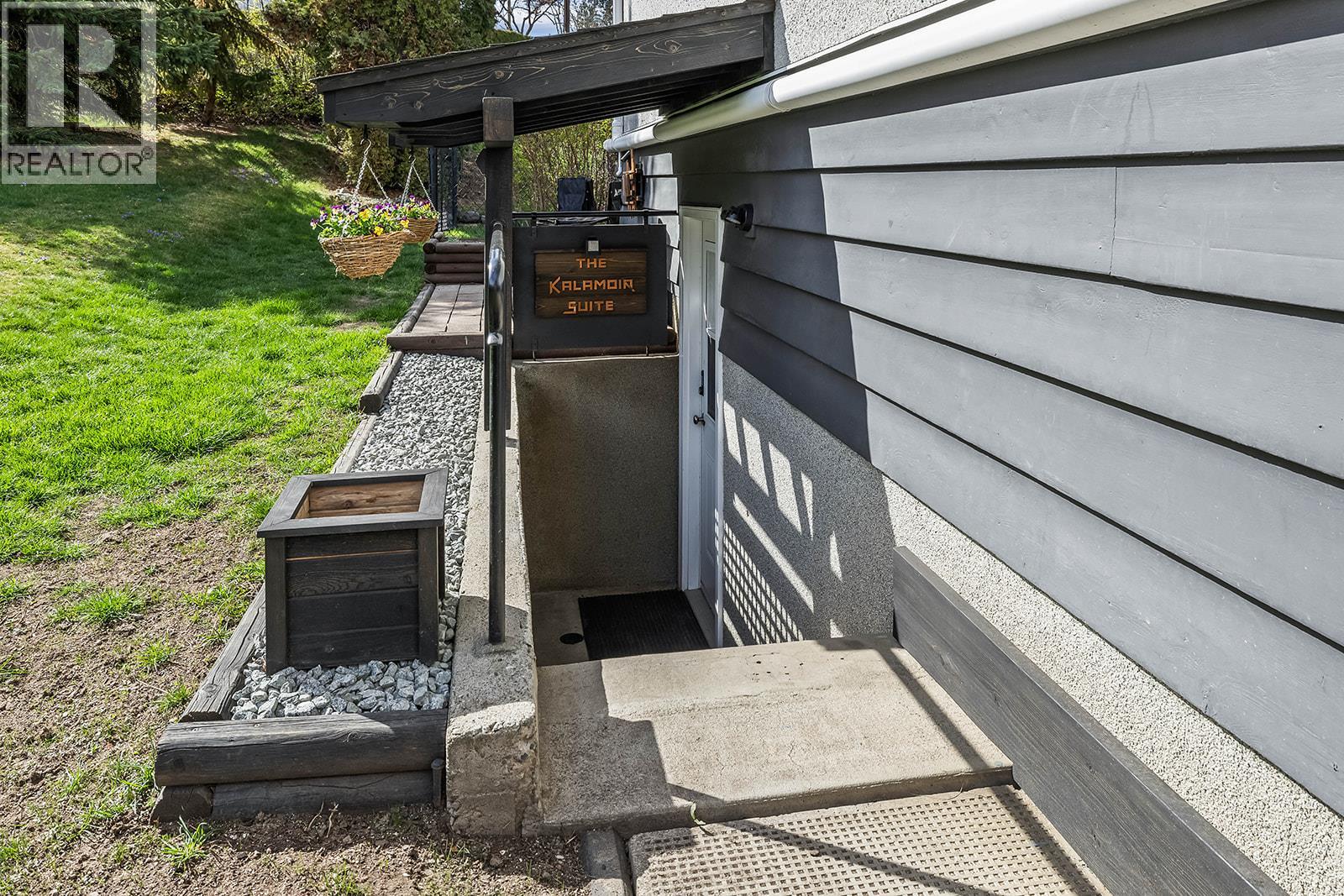 2906 Weatherhill Road, West Kelowna, British Columbia  V1Z 1P3 - Photo 29 - 10382471