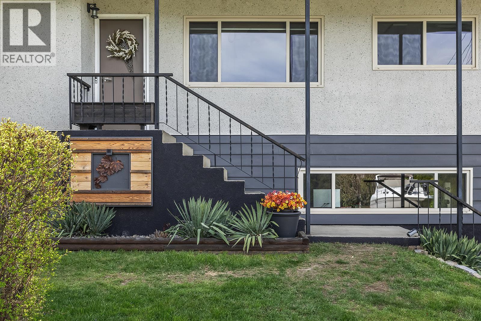 2906 Weatherhill Road, West Kelowna, British Columbia  V1Z 1P3 - Photo 5 - 10382471