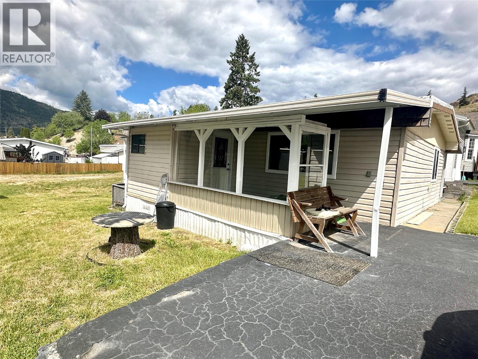 4505 Mclean Creek Road Unit# D30, Kaleden, British Columbia  V0H 1R1 - Photo 1 - 10382380