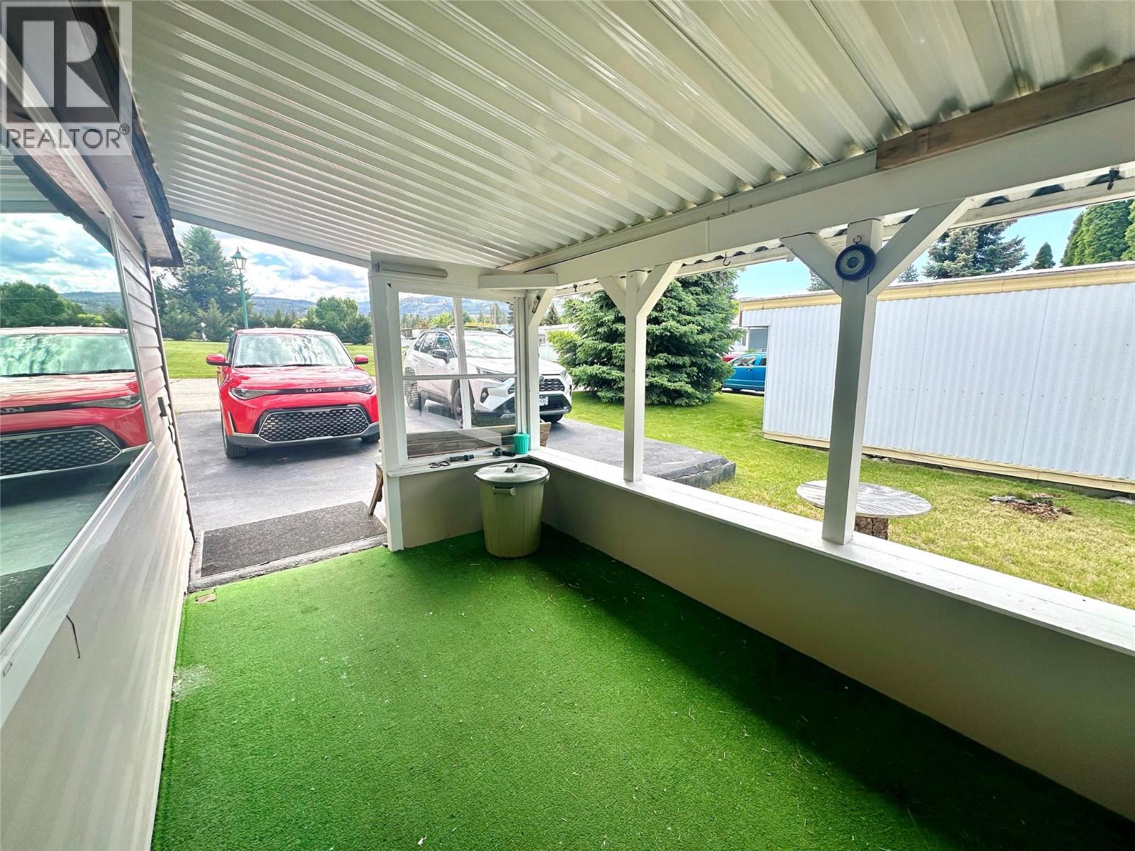 4505 Mclean Creek Road Unit# D30, Kaleden, British Columbia  V0H 1R1 - Photo 6 - 10382380