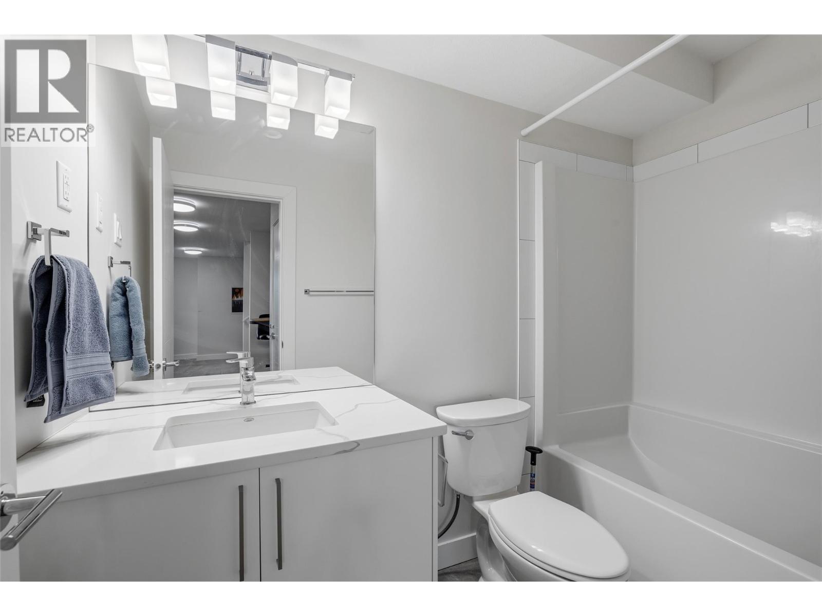 815 Rose Avenue, Kelowna, British Columbia  V1Y 5K3 - Photo 38 - 10382275