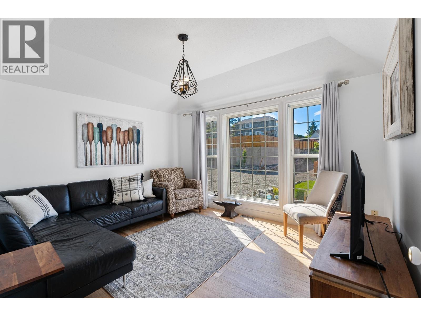 2079 Glenmohr Drive, Kamloops, British Columbia  V1S 1N4 - Photo 17 - 10382656