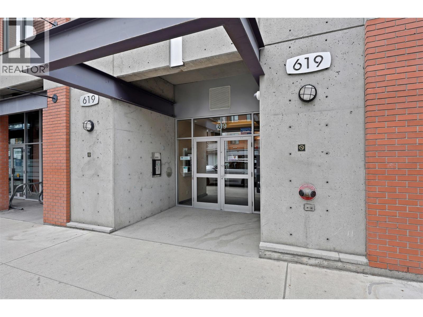 619 Victoria Street Unit# 702, Kamloops, British Columbia  V2C 6W7 - Photo 4 - 10382674