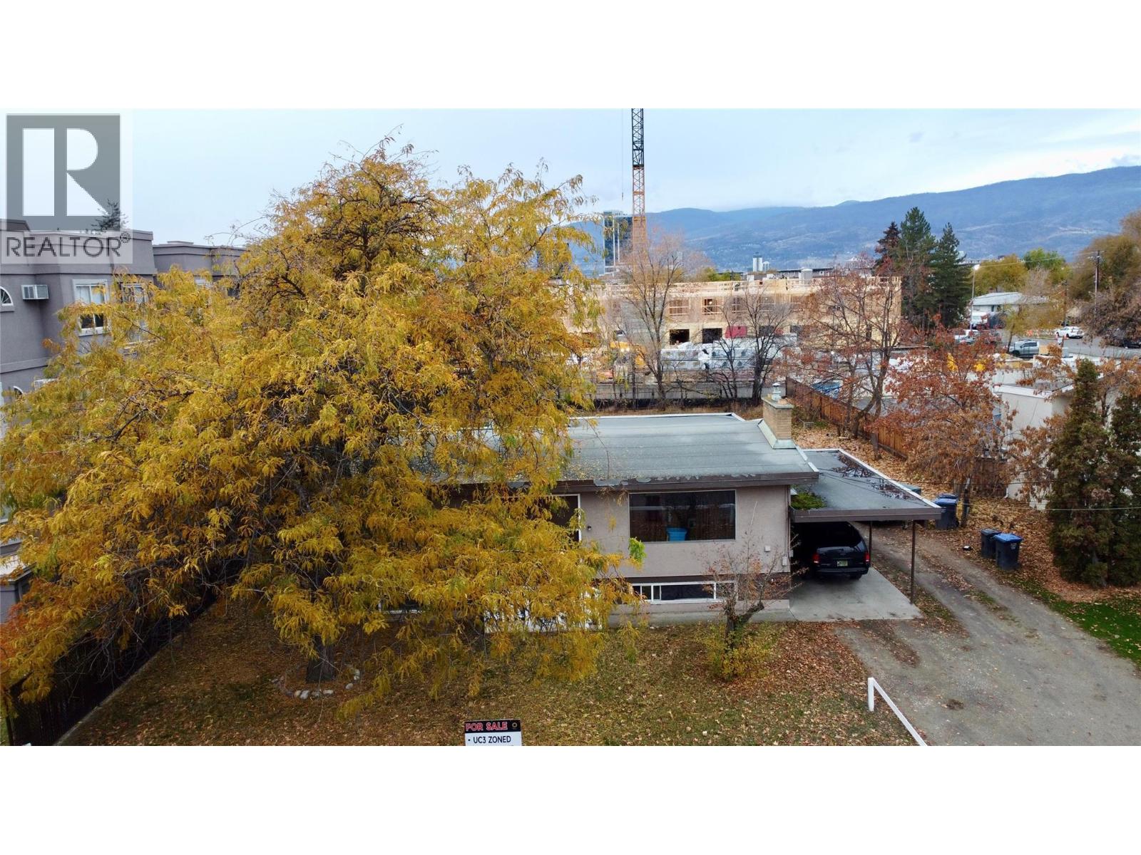 2110 Vasile Road, Kelowna, British Columbia  V1Y 6H5 - Photo 1 - 10382261