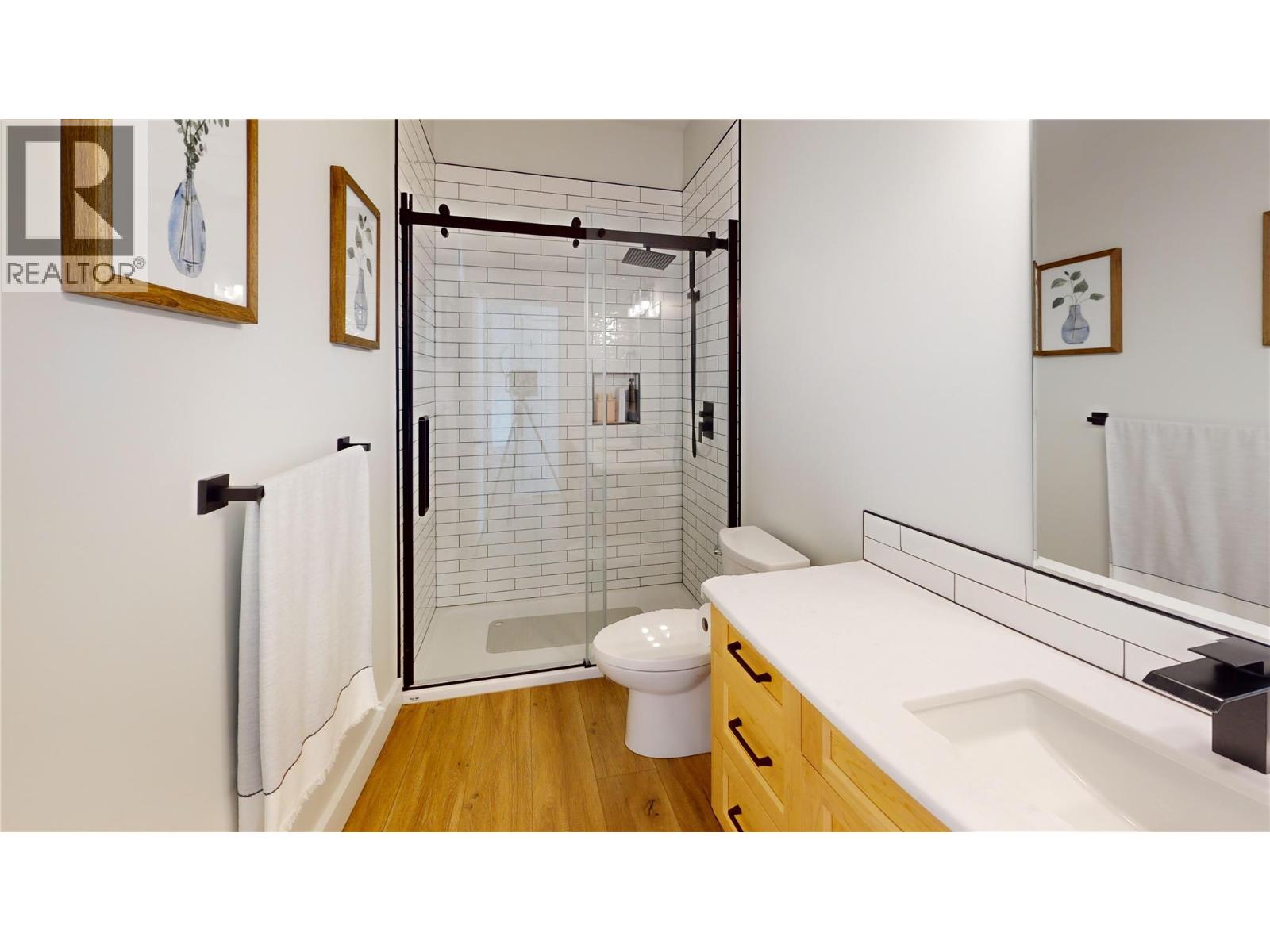 825 Selkirk Drive, Creston, British Columbia  V0B 1G3 - Photo 17 - 10379741