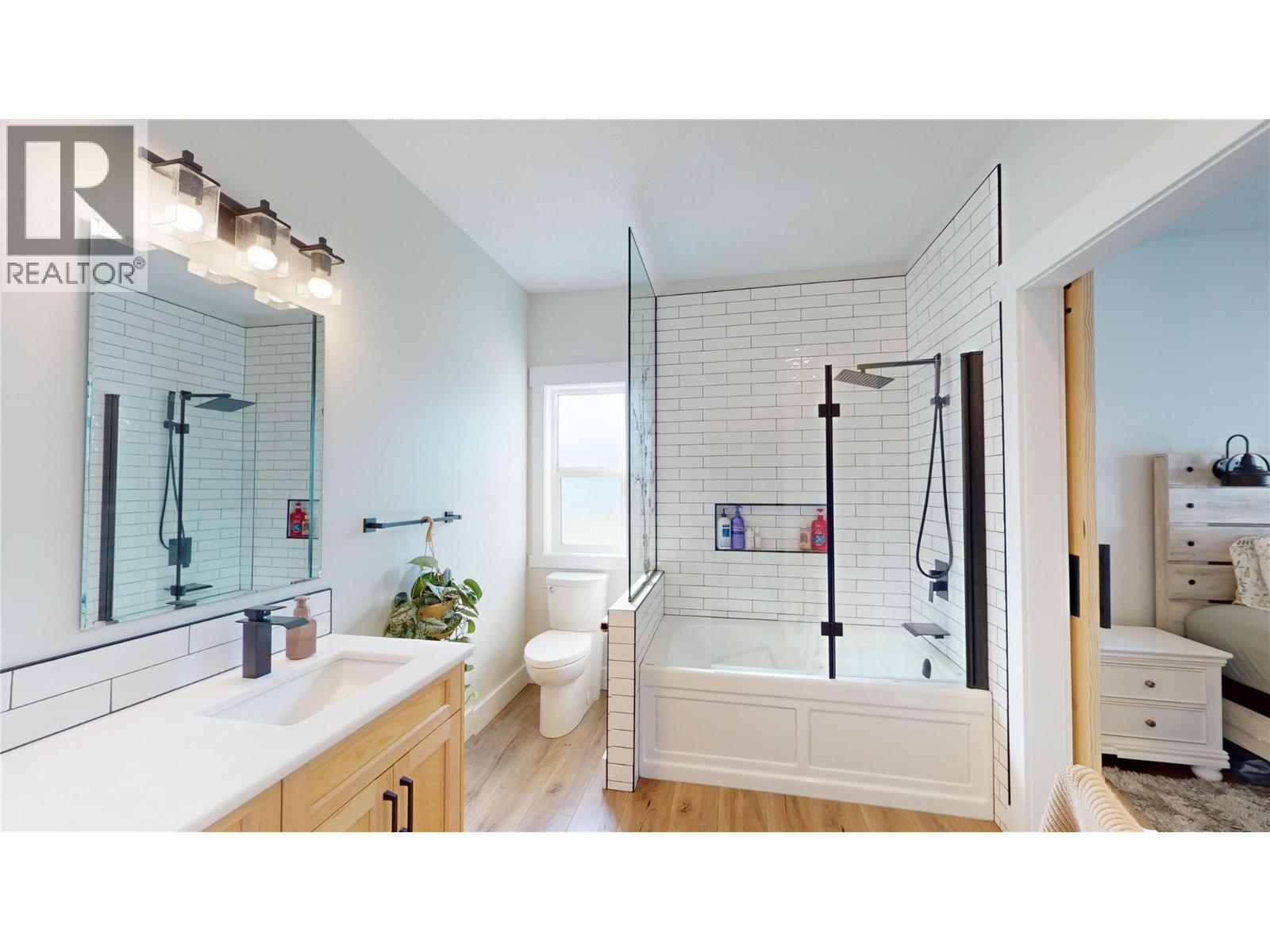 825 Selkirk Drive, Creston, British Columbia  V0B 1G3 - Photo 21 - 10379741