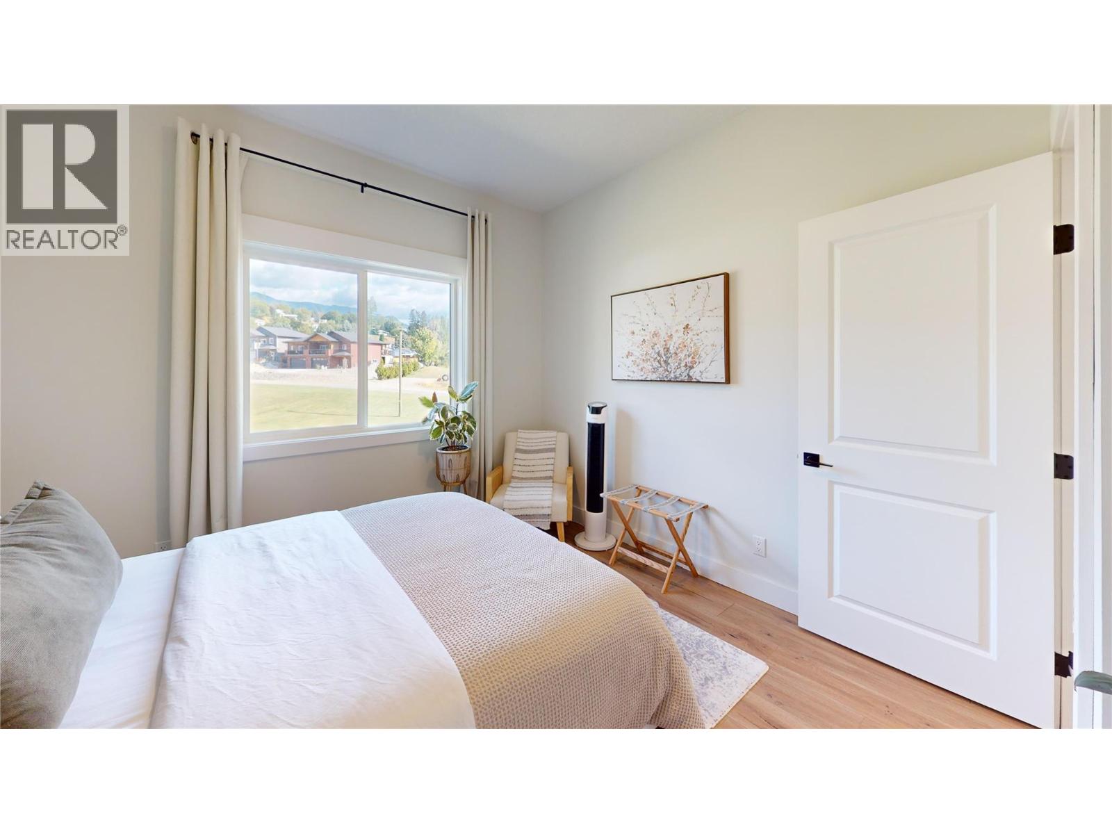 825 Selkirk Drive, Creston, British Columbia  V0B 1G3 - Photo 25 - 10379741