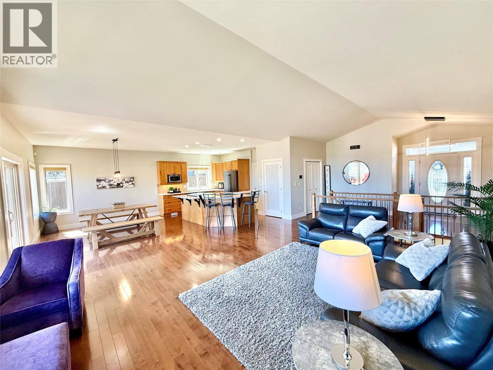 7958 Mccallum View Drive, Grand Forks, British Columbia  V0H 1H2 - Photo 10 - 10382262