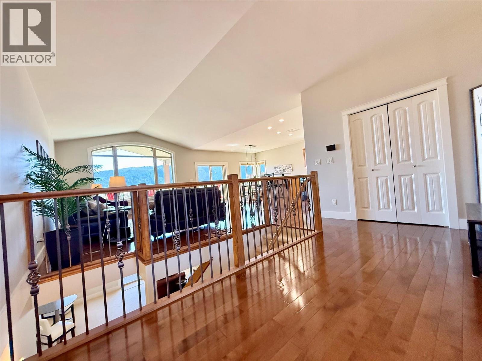 7958 Mccallum View Drive, Grand Forks, British Columbia  V0H 1H2 - Photo 6 - 10382262