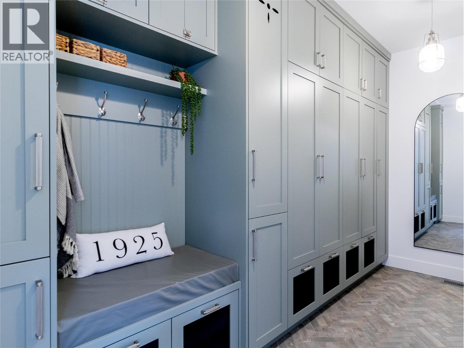 1925 35 Street, Salmon Arm, British Columbia  V1E 1M9 - Photo 34 - 10382759