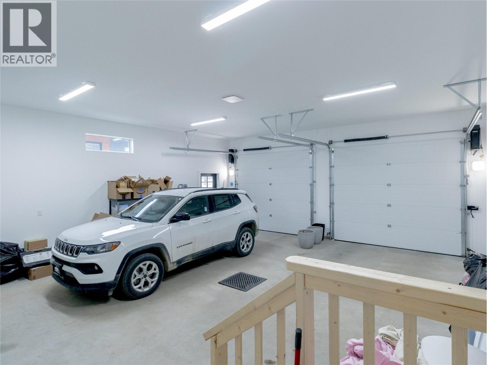 1925 35 Street, Salmon Arm, British Columbia  V1E 1M9 - Photo 35 - 10382759