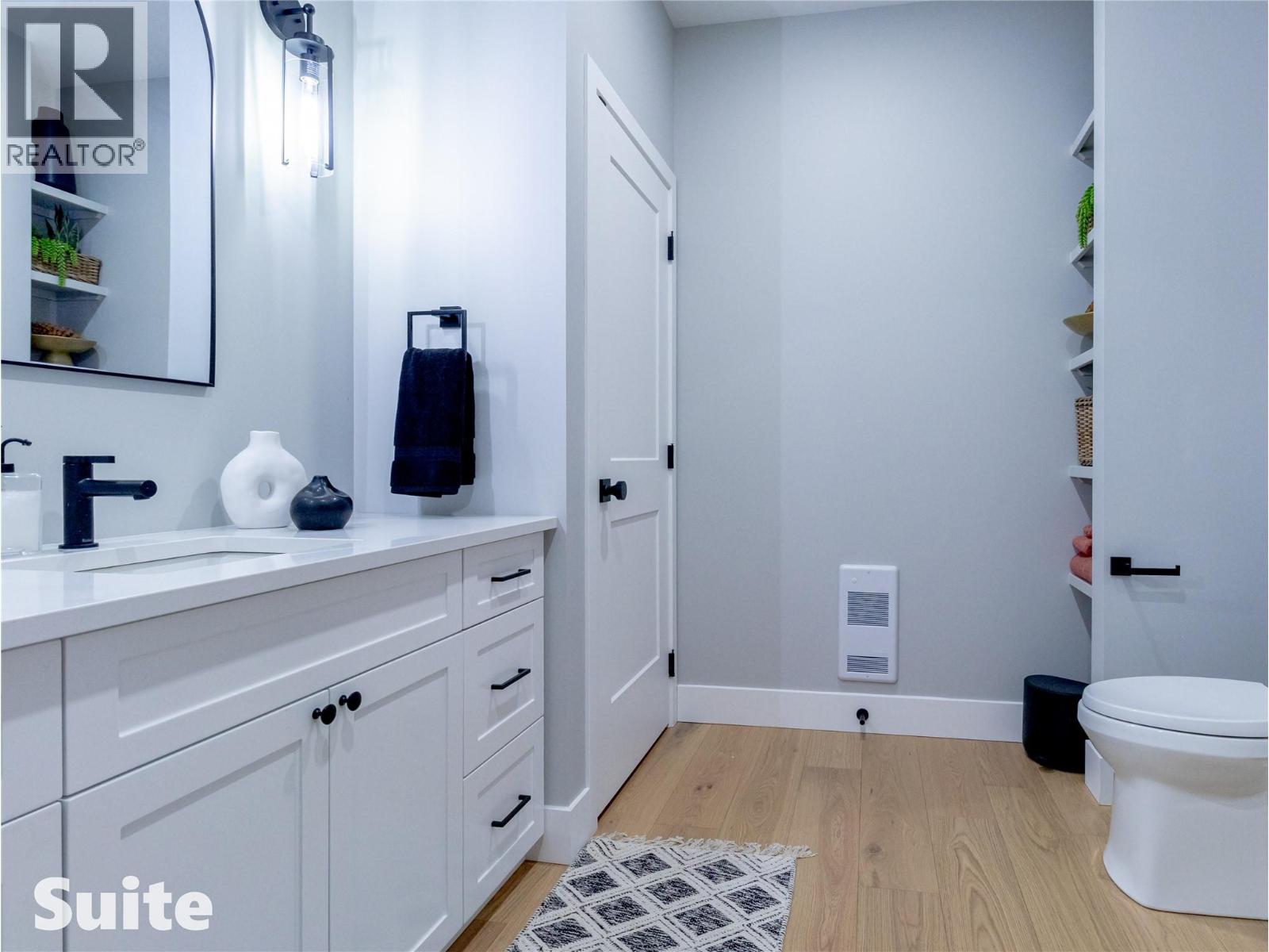 1925 35 Street, Salmon Arm, British Columbia  V1E 1M9 - Photo 49 - 10382759