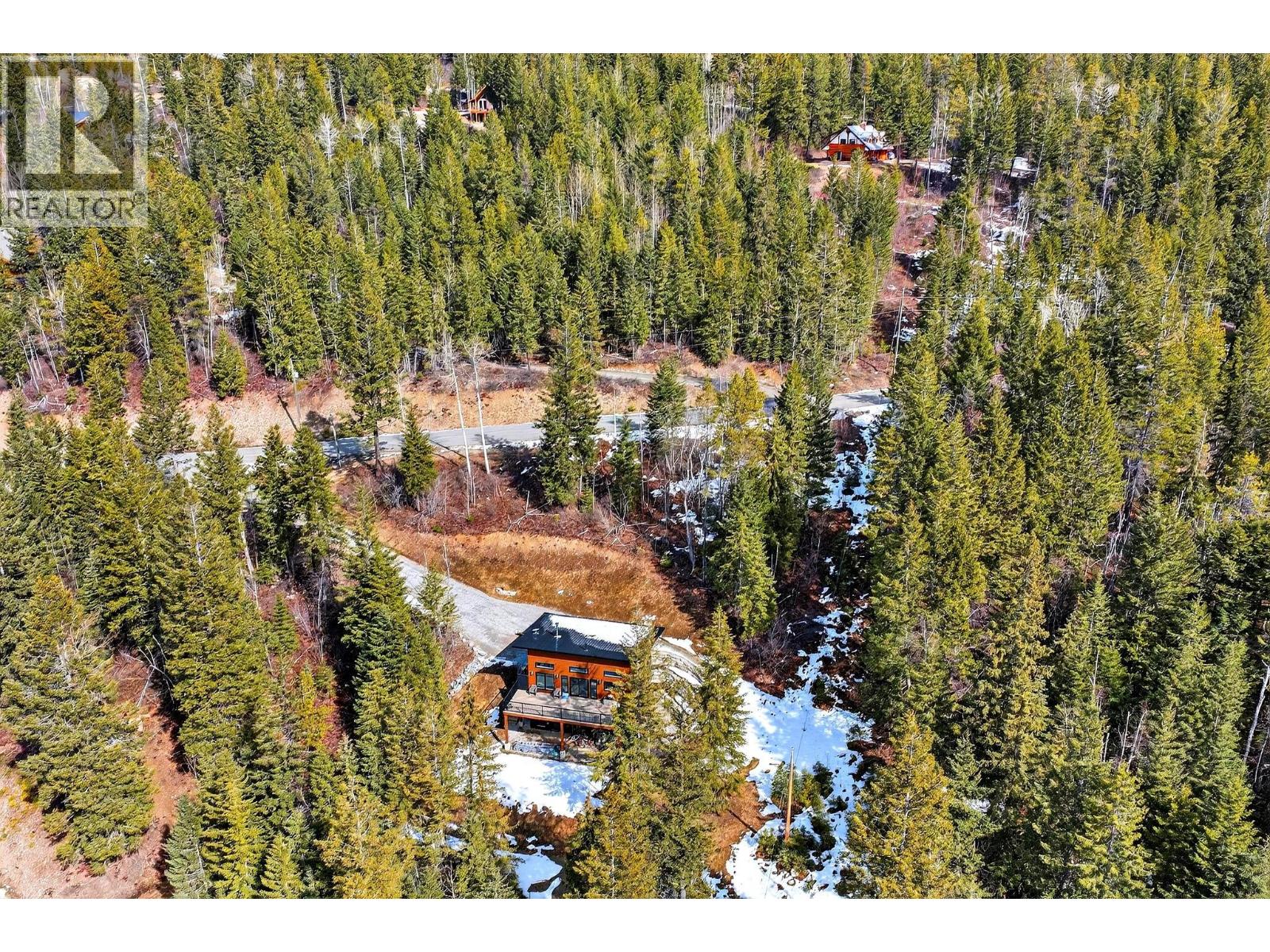 1414 Black Bear Drive, Golden, British Columbia  V0A 1H7 - Photo 3 - 10382718